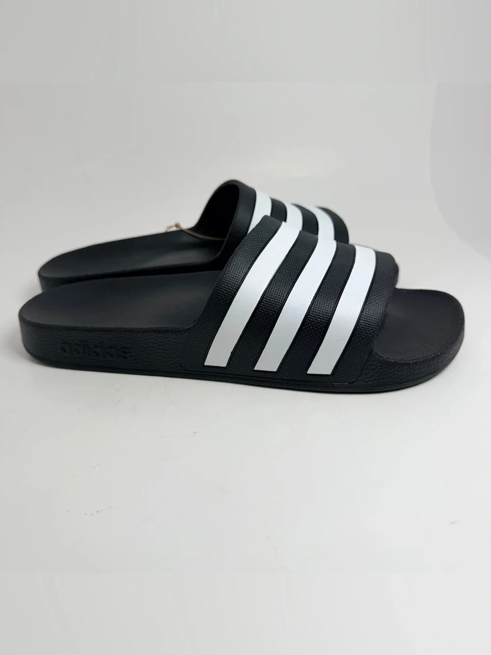 adidas classic slide